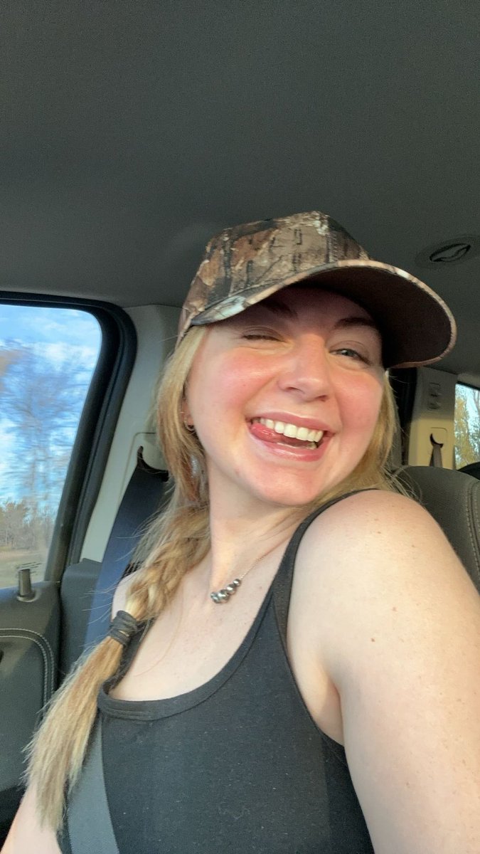 v_curry1's tweet photo. no makeup, no filter, just me and my new hair https://t.co/iexyH3criD