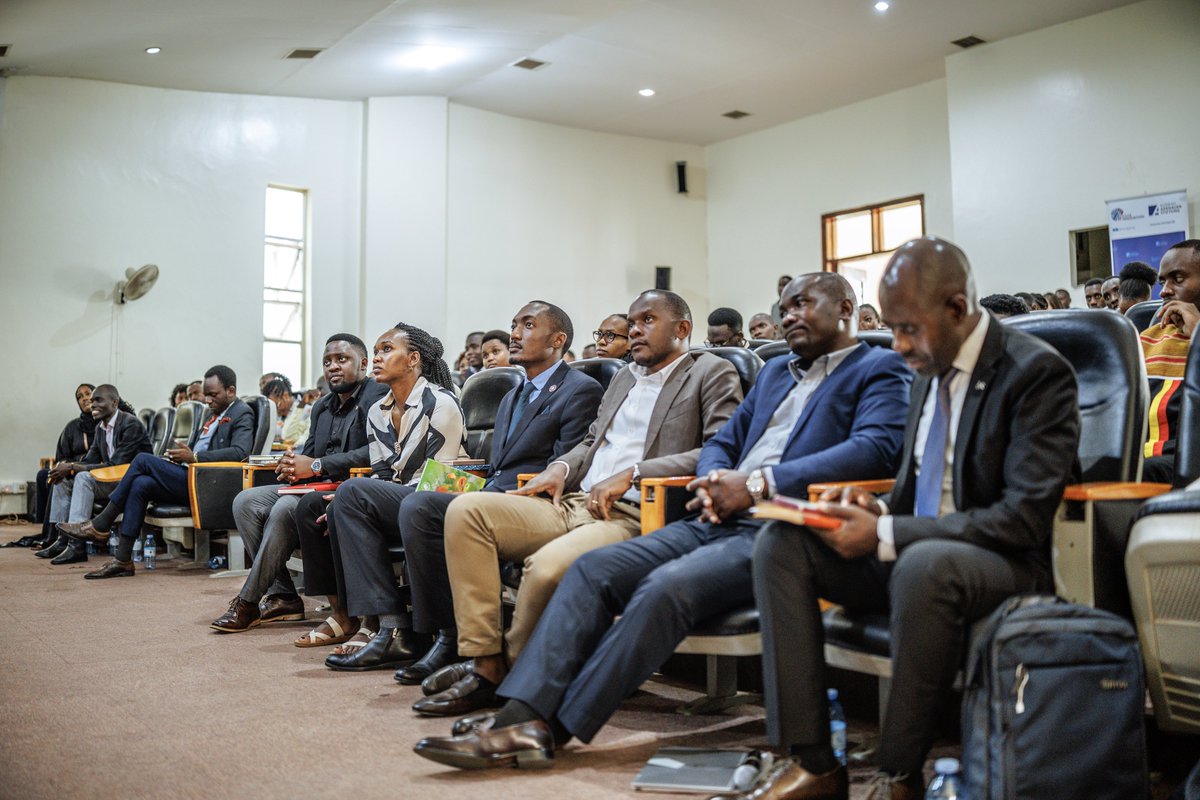 unifogUg's tweet photo. A strategic and consistent approach to pursuing your dreams is essential for success. Committing fully &amp; giving your utmost effort are vital components of this journey. Hon. Nyamutoro - State Min. for Energy &amp; Mineral Dev't during POLA LAB Alumni 2024 @KasUganda @BruceKabaasa https://t.co/UQlROA8Nc9