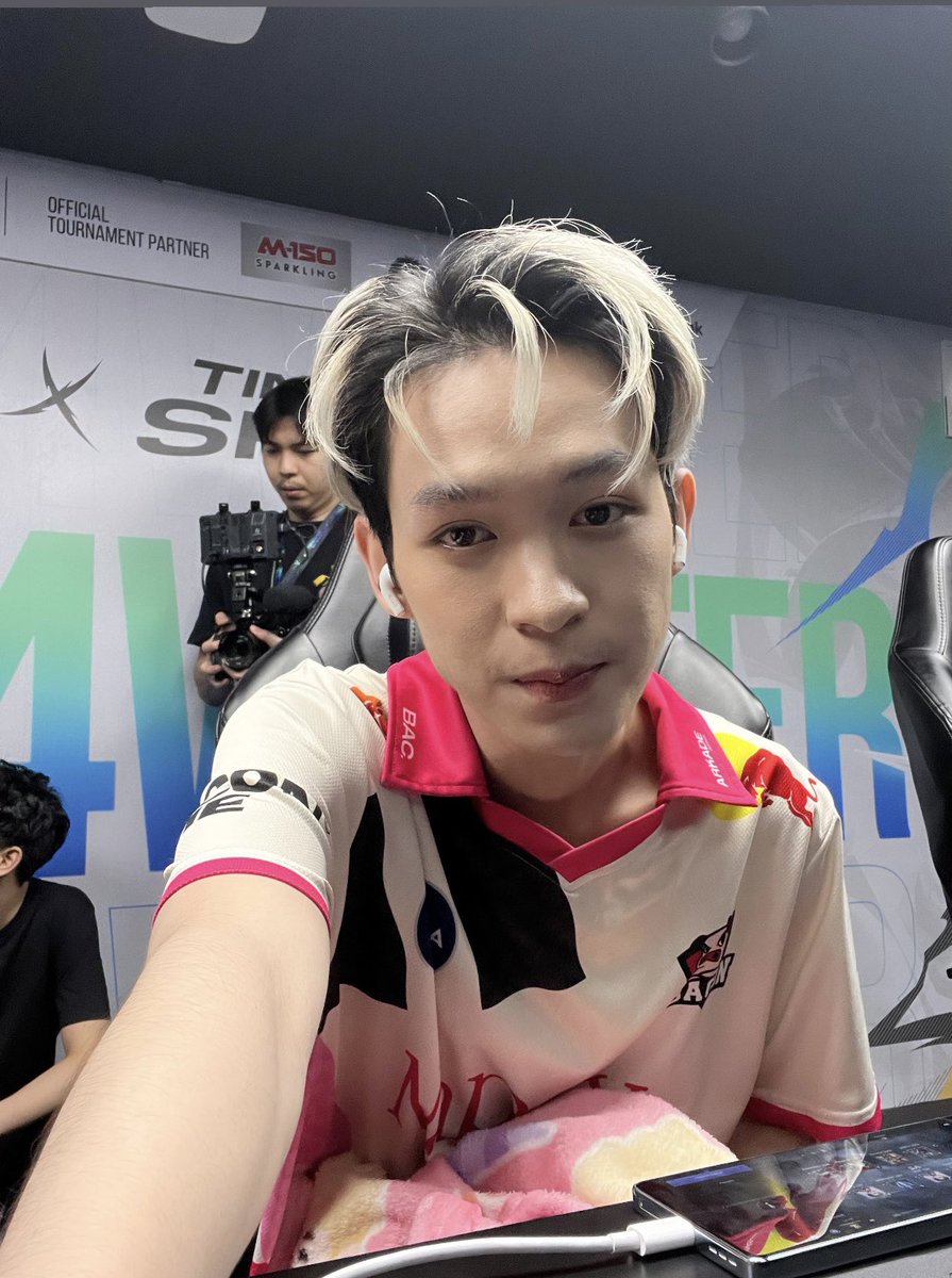 ถ้าเบค่อนแชมป์แจก 500 รีทวิตก็พอ (เฉพาะแฟนเบคครับ)