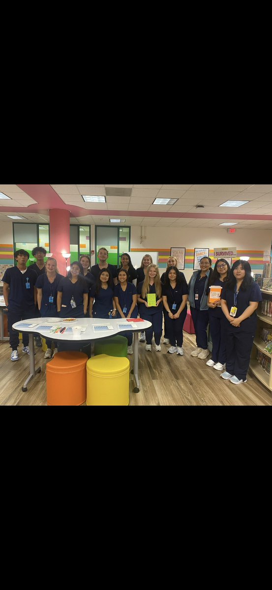 lard_pam's tweet photo. Pharmacy Tech class teaching Shadow Forrest 5th graders about Pharmacy Law and how it protects them. Students also participated in a Blister pal lab. https://t.co/baFWFcoVE3