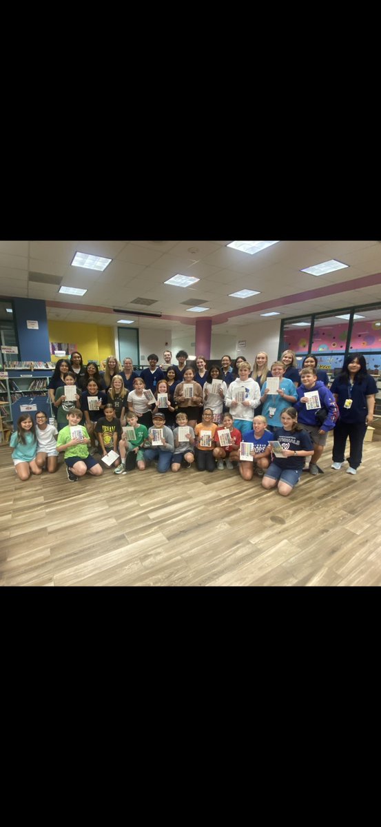 lard_pam's tweet photo. Pharmacy Tech class teaching Shadow Forrest 5th graders about Pharmacy Law and how it protects them. Students also participated in a Blister pal lab. https://t.co/baFWFcoVE3