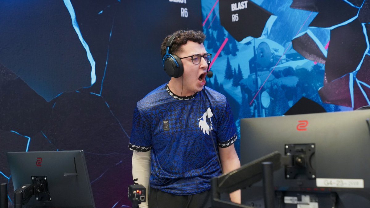 AlphaTeamsLLC's tweet image. Daleeee daleeeee. 

Nos vamos al cambio de lados 4-2. 

#SeUn Alpha 🐺