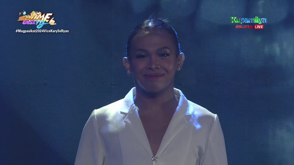 ABSCBN's tweet photo. Bringing hope on stage! 

#Magpasikat2024ViceKarylleRyan
#ShowtimeMagpasikat2024 https://t.co/jdJuBPjeLV
