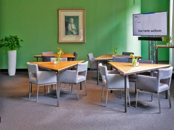 MeetingReview tweet media