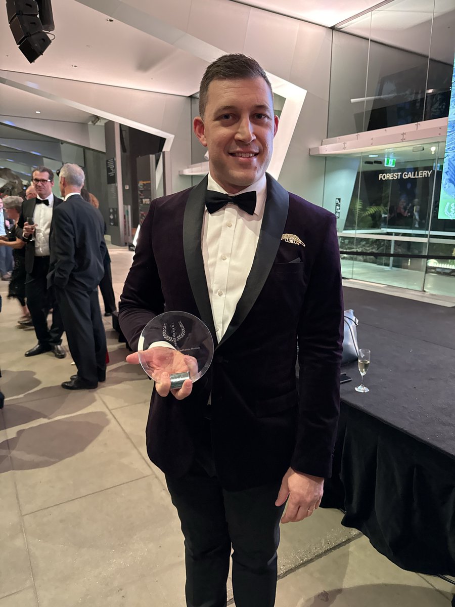 🎉 Huge congratulations to Dr Nathan Luies on becoming the first ever Indigenous sports and exercise physician! 🏥🏆 Not only did he receive his fellowship, but he was also awarded the 2024 college medal for being the dual top performer in his exams. 🎓🥇 #IndigenousExcellence