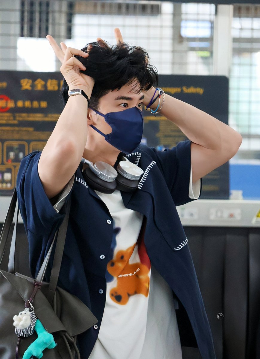 Sun_K2020's tweet photo. พ่อกระต่ายน้อยหัวยุ่ง
TAY 1st FM NANNING
#TayFMNanning
#Tawan_V https://t.co/7wOh8OijyO