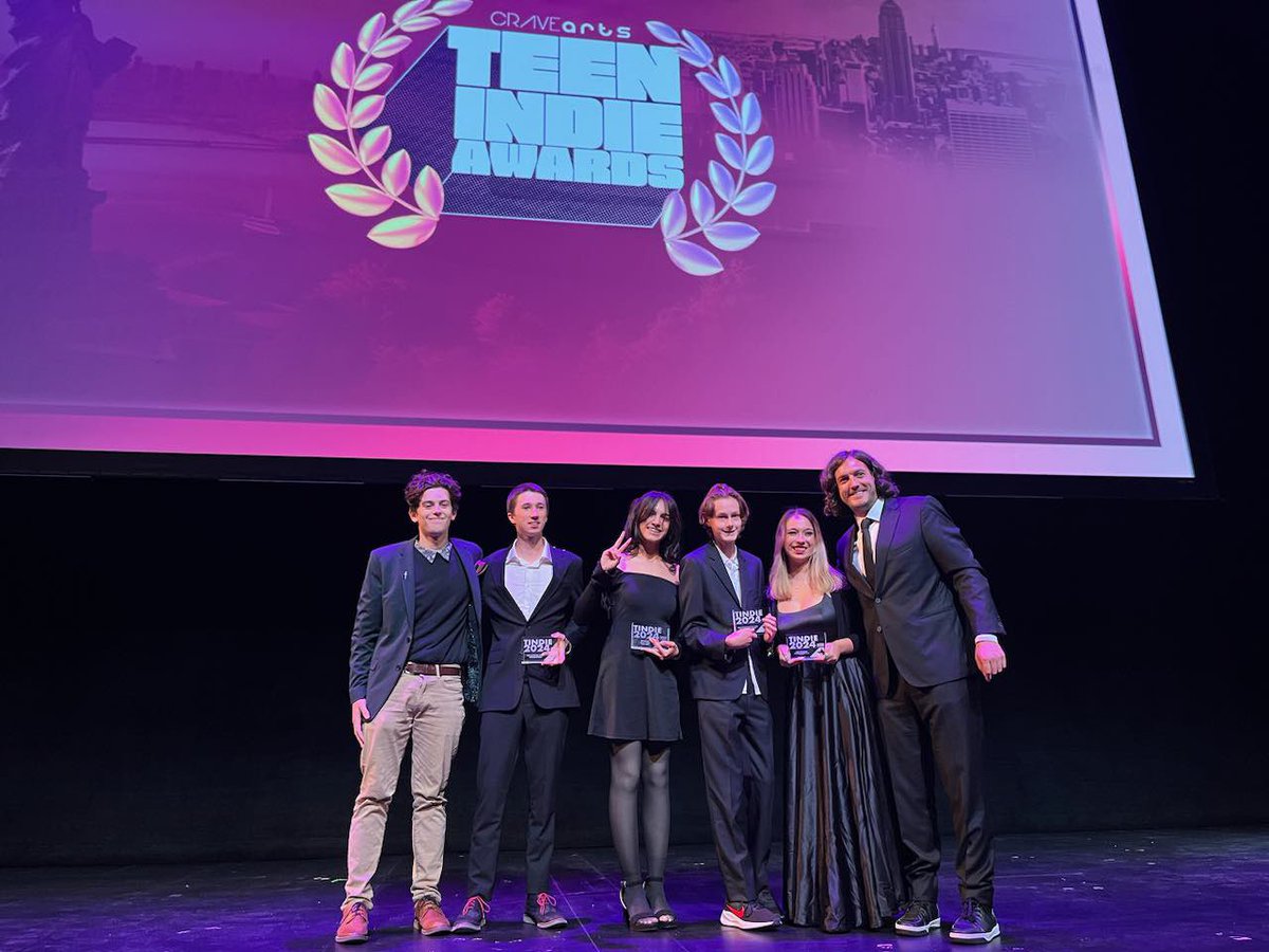 RadioDJHatch's tweet photo. 1,549 miles away from @HSFilmFest #AAHSFF2024 — and I’m still beaming with pride! 🥹 @ProsperHS &amp; @PHSTheTalon grad @the_angel_gal just won the INTERNATIONAL Best Podcast Award! #ProsperProud @UTexas35 @Hferguson28 @ENO_PHS @prosperCTE @ProsperISD @PISDEngage @Town_of_Prosper https://t.co/0Cp97zcW9p