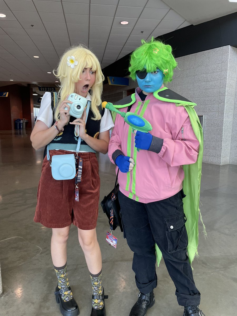 yyxyanfei's tweet photo. cosplayed basil today at a convention and saw a space boyfriend 😻😻 #basilomori #basilcosplay #omori #omoricosplay https://t.co/KgvaIXhot5