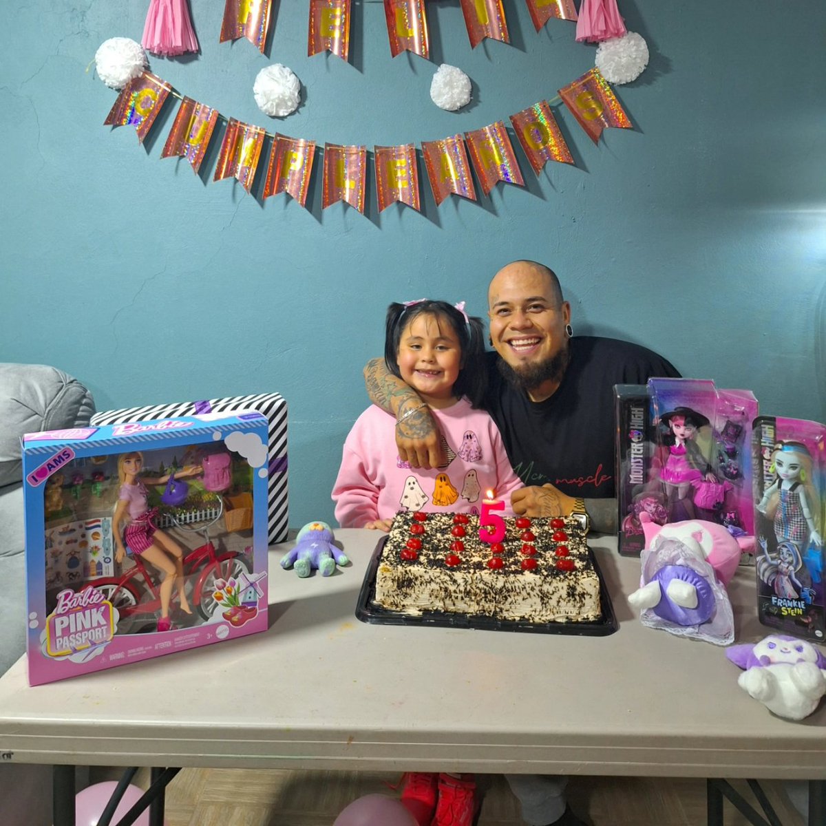 For the fans I'm trying to be the toughest, for my daughter I'm trying to be the best! 

Feliz cumpleaños mi Isabella ♥️