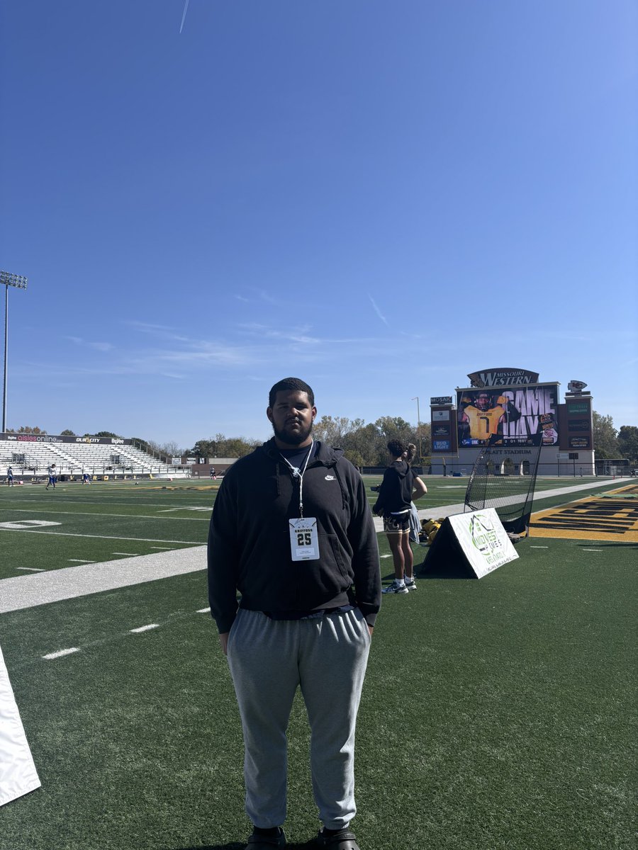 Kaden Jordan (@kadenjordan58) on Twitter photo I had a great time at the <a href="/MWSU_Football/">Missouri Western Football</a> games yesterday! Thanks for the invite <a href="/CoachStLouis/">Patrick St. Louis</a> I had a great time at the <a href="/MWSU_Football/">Missouri Western Football</a> games yesterday! Thanks for the invite <a href="/CoachStLouis/">Patrick St. Louis</a>