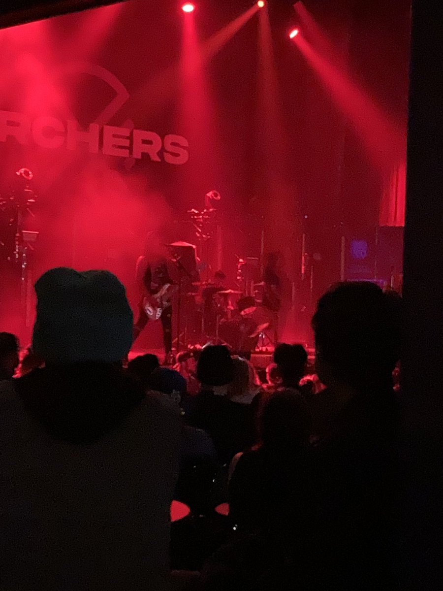 ObsidianRoze's tweet photo. At the all my friends tour @ThePageantSTL  @ArchersUS were amazing! Ready for @TheWordAlive next 💜 https://t.co/7XLMDGjSzt