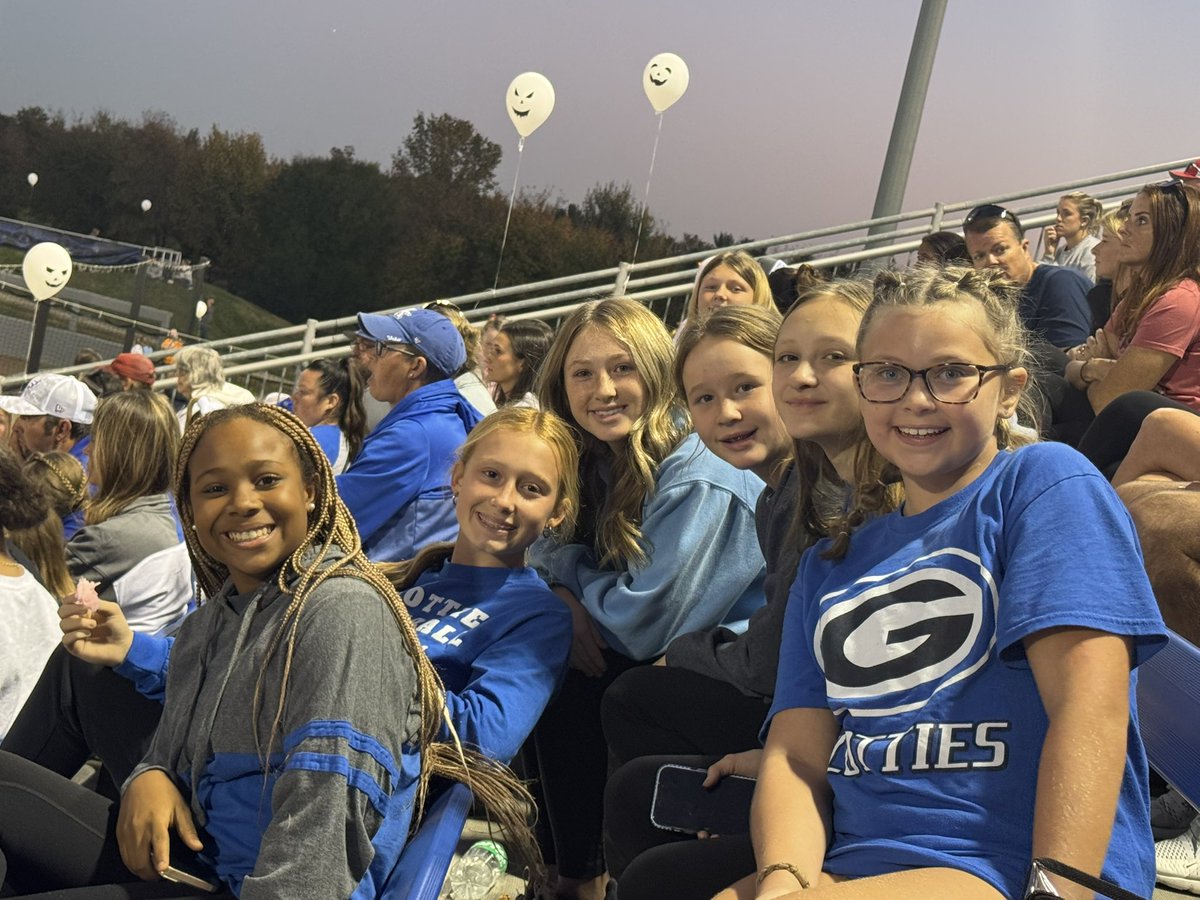Our middle schoolers enjoyed a great night out watching some good SEC softball at the Big Blue Boo game! #GTownYouKnow #BigBlueBoo4