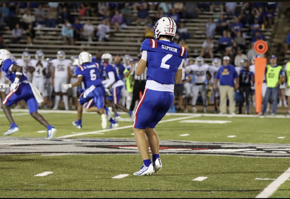 Great District win against Franklin County. <a href="/wesson_football/">Wesson Football</a> was dominating in all 3 phases. 

8/12
229 yds
4TDs
one half of play