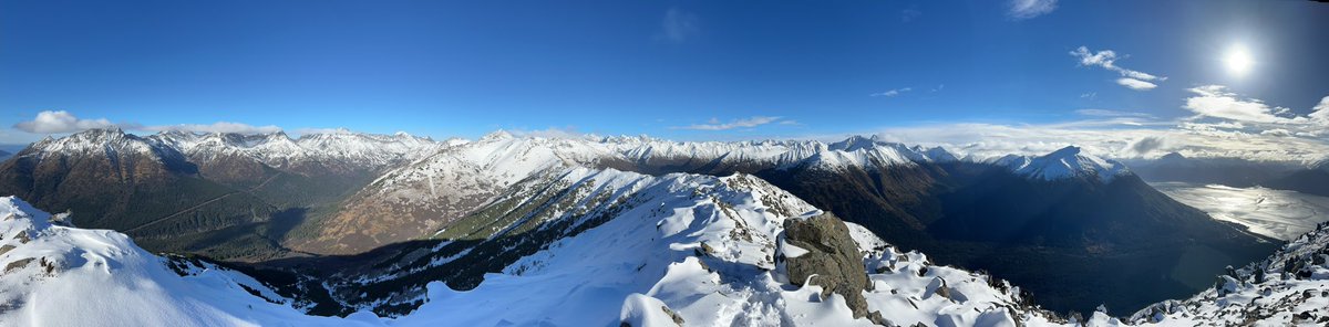 danbentle's tweet photo. Couldn’t ask for bluer skies. #adventure #theLastFrontier https://t.co/vptohbpcmC