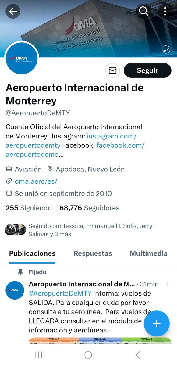 jesus_solis's tweet photo. Aeropuerto Internacional de Monterrey: no hay pantallas para consultar los vuelos, pero hay una lona impresa con un QR que te lleva a la cuenta de tuiter del aeropuerto, donde puedes consultar la información de las salidas en una captura de pantalla de un Excel. Somos Venezuela. https://t.co/6MdiBDNpWp