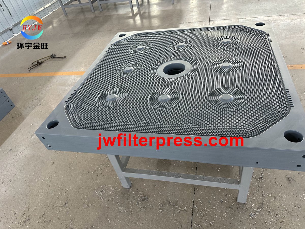 Mia_filterpress's tweet image. Do you want a membrane filter plate?#filterpress #filtropress#chamber plate #membrane plate#filtercloth #filterplate #membrane