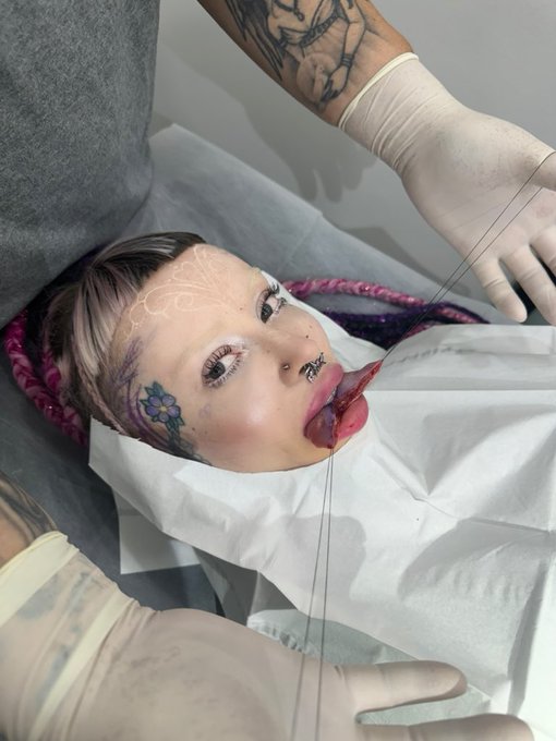 Watch Kellie panther 🦄's leaked NSFW photo on TwXstars