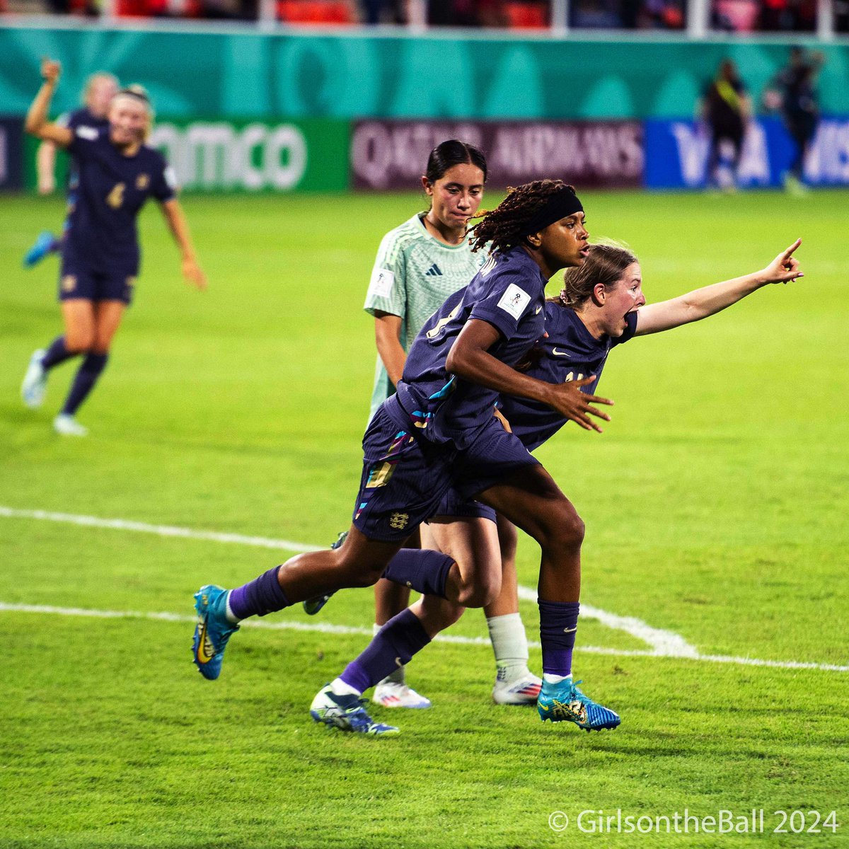 Girls on the Ball tweet media