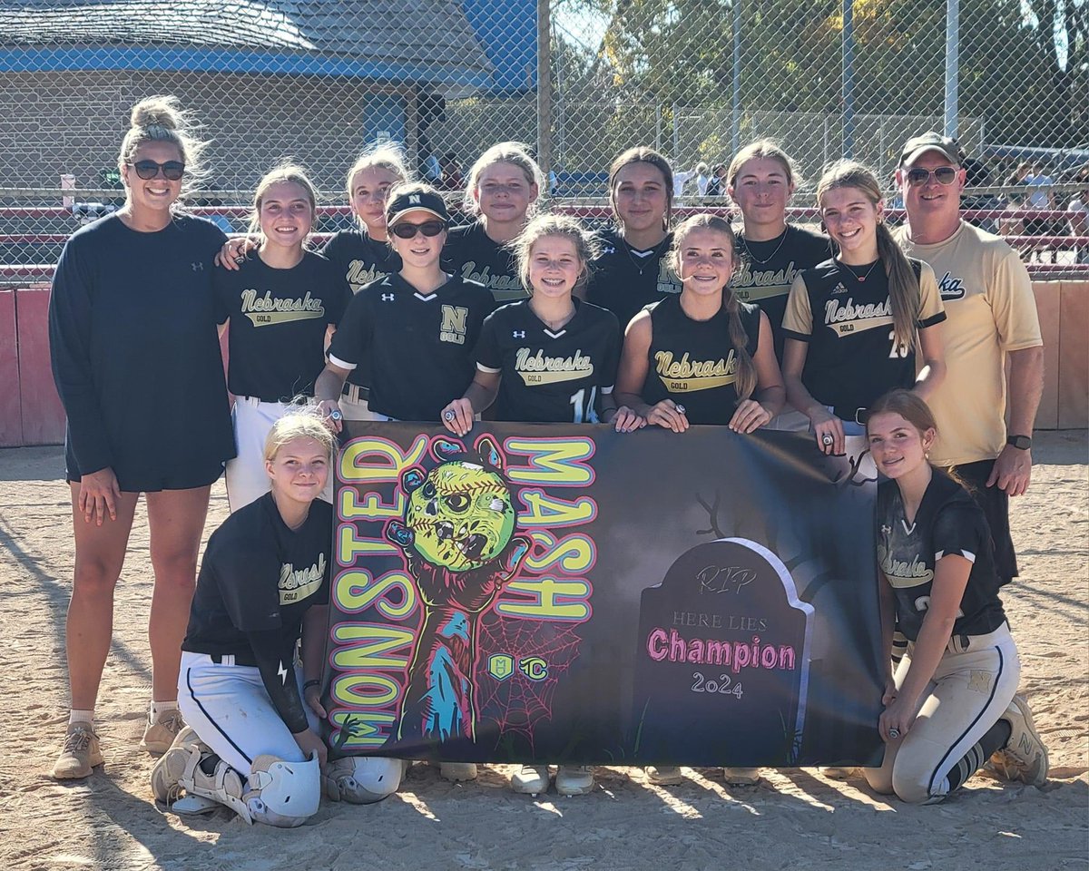 Played hard this weekend in the 16/18u division and came home with the gold. Good start to fall for this squad! 👊🏼