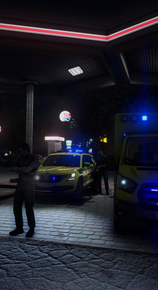 LERP_LAS's tweet photo. Pit Stop ⛽️

See these pictures snapped of one of our DCAs and an RRV meeting up and having a quick coffee!

Join today, and be a part of our team in green.

https://t.co/w8V4MwwQ1p https://t.co/Wnm1E1y6Iw