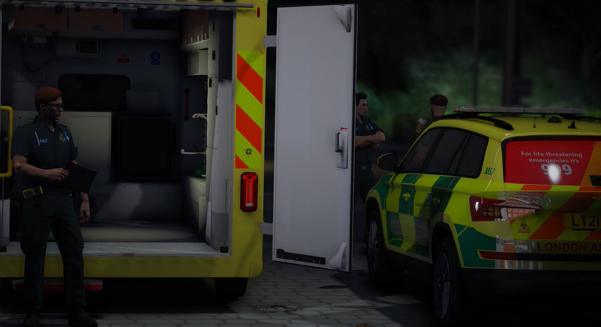 LERP_LAS's tweet photo. Pit Stop ⛽️

See these pictures snapped of one of our DCAs and an RRV meeting up and having a quick coffee!

Join today, and be a part of our team in green.

https://t.co/w8V4MwwQ1p https://t.co/Wnm1E1y6Iw