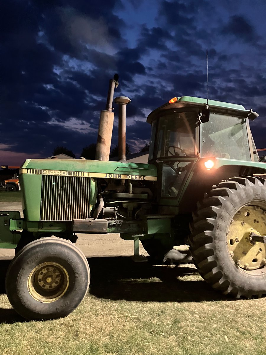 379Geek's tweet photo. I am still looking to see cum on tractor hood. Preferably on these models: jd 4440, jd 6175r, jd 8270r, jd 7210, jd 6400, jd 7430, jd 5210, jd 2355, Kubota mx6000, ic farmall 1066. If you don’t have any of those stated, you can send me any pictures of cum on a farm tractor hood. https://t.co/sJx5wf6wxy