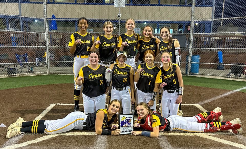 CanesGL2K10's tweet image. The GL Canes Softball 2K10 traveled to Indy this weekend and after an undefeated 6 games they took home the Championship Trophy!!! Impressive weekend with a .511 batting average, collected 72 hits, and 61 RBI’s… in 23 innings our pitchers earned 22 strike outs!!!…