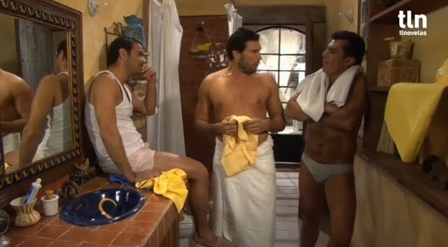 a60571761's tweet photo. @ElPadrastroXXX Fue a los 6 años, viendo ropa interior en las tiendas.
A los 8 años, Mi mamá solía ver la telenovela de "Fuego en la sangre" y me le quedaba viendo a los hermanos panaderos.
Y años 10 años, me quedé enamorado de un tío (hermano de mi mamá) un hombre bigoton, gordito, lampiño. 🔥 https://t.co/0hA9NRt7zC