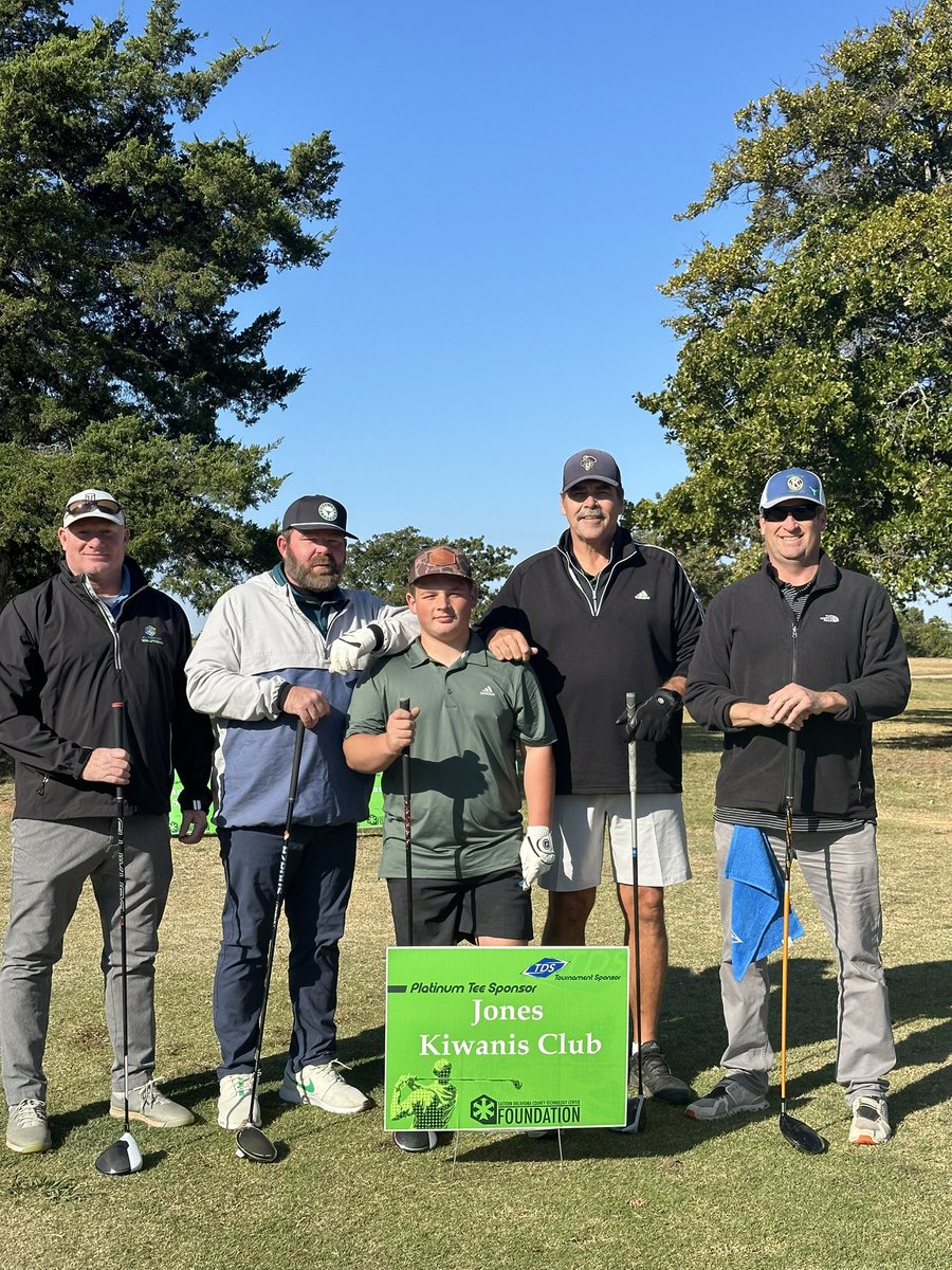 aidengreen2010's tweet image. Spent part of fall break representing Jones Kiwanis in the annual EOC Foundation tournament. 🤘🏻