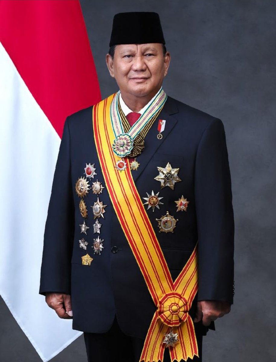 Selamat menjadi presiden RI ke 8 Jenderal 🫡🫡🫡🫡