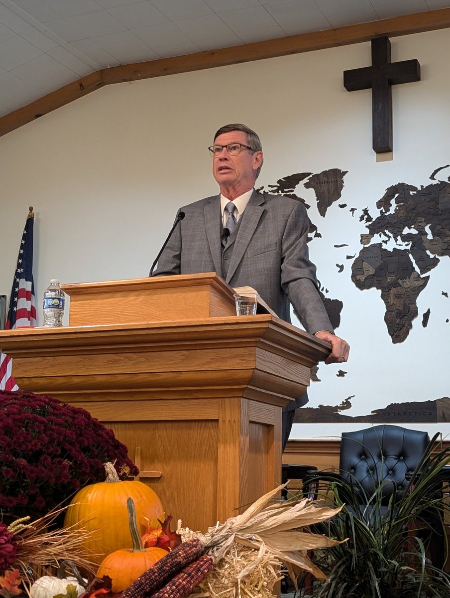 SmithSongM's tweet photo. Such a great time to hear Pastor Jerry Ross preaching today at the Curtis Corner Baptist Church on "Are you Missing the Will of God while Doing the Will of God?"! Can't wait for the conference to start tomorrow! God, Save New England! #fundamental #baptist #ifb #preaching #preach https://t.co/FdY12mY1U0