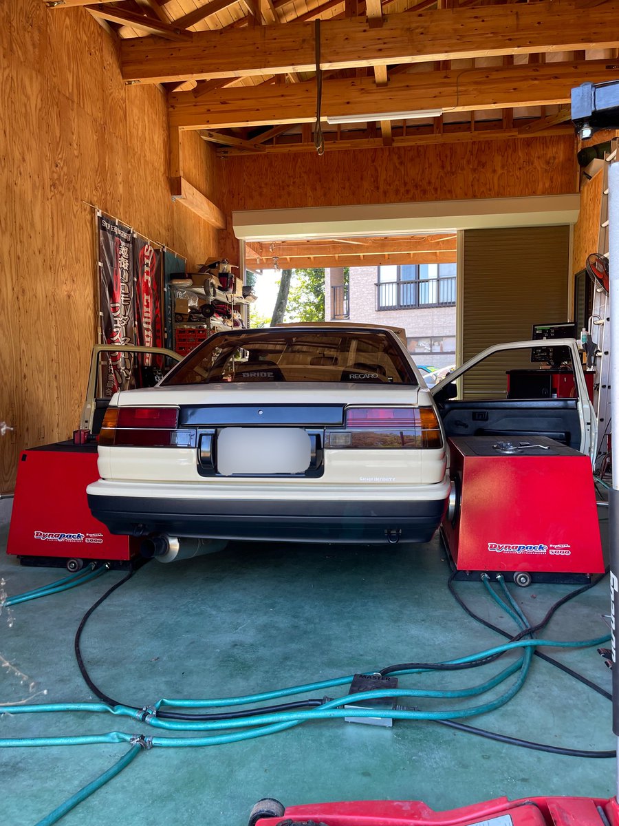 Garage INFINITY tweet media