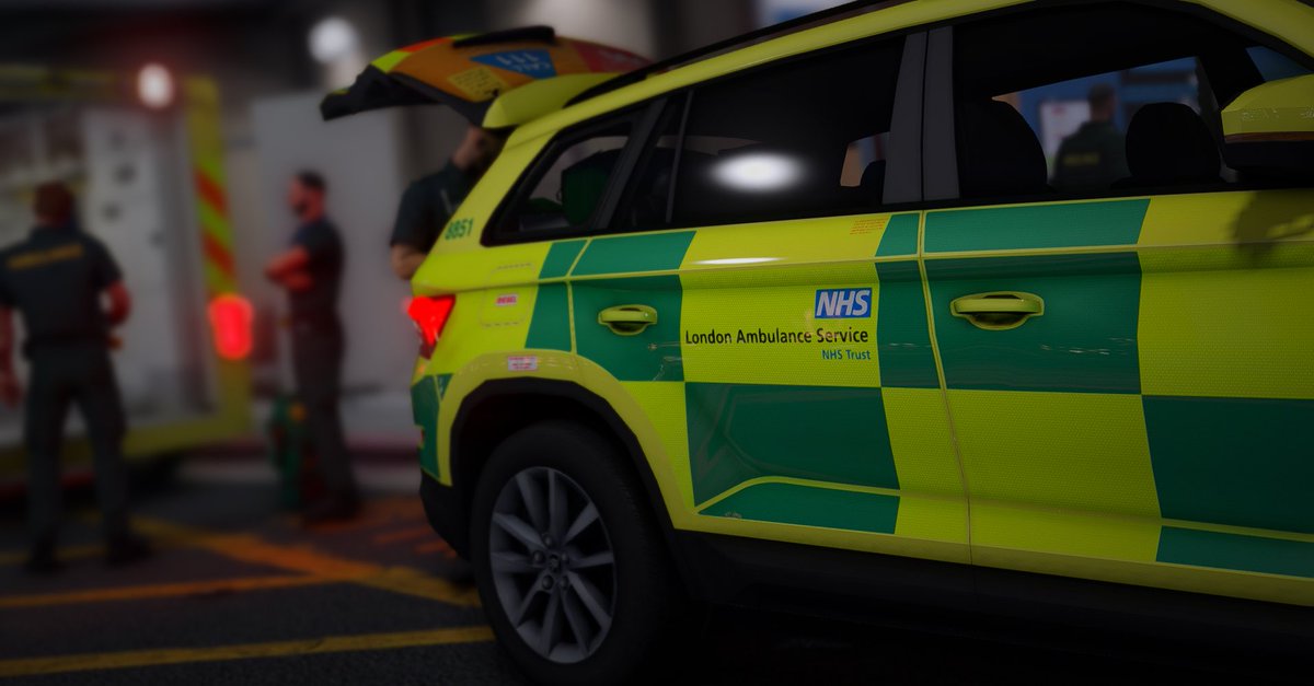 LERP_LAS's tweet photo. Kit check ✅

LAS are gearing up for a busy night shift tonight, fancy being a part of the shift? 

Apply below,

https://t.co/w8V4MwwQ1p https://t.co/WjnuSfsVXC
