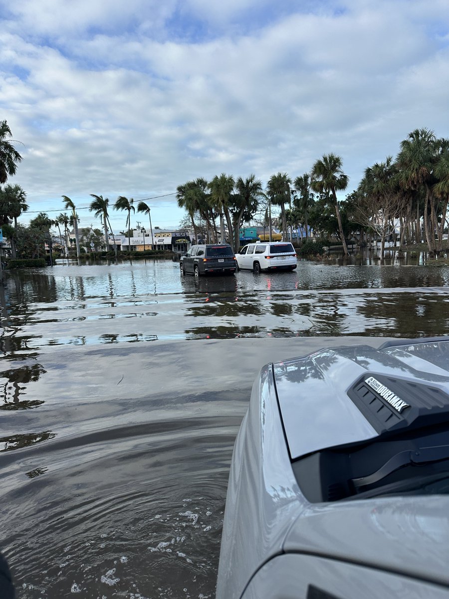 BillFucci's tweet photo. By air, land, or sea, we will get to those in need…@FLUSAR @lidokey https://t.co/gmokB82GdU