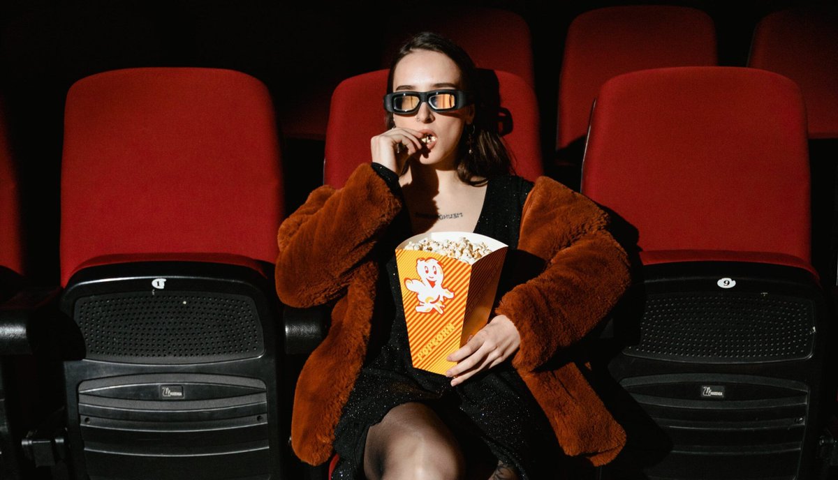 SwingTowns's tweet image. Swinging and the Media: Representation and Misrepresentationhttps://buff.ly/3GYGJdm #swinging #mediarepresentation #misrepresentation #swingercommunity #alternativerelationships #sexpositive #mediaperceptions #loveandsex #lifestylechoices