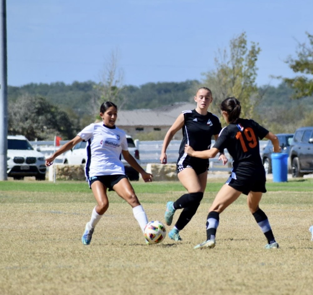 <a href="/NyalahR/">Nyalah Reeves</a>  <a href="/brookeebella/">Brooke Martinez</a> <a href="/londynjohnson07/">Londyn Johnson</a> <a href="/AryMartinez02/">Aryana Martinez</a>