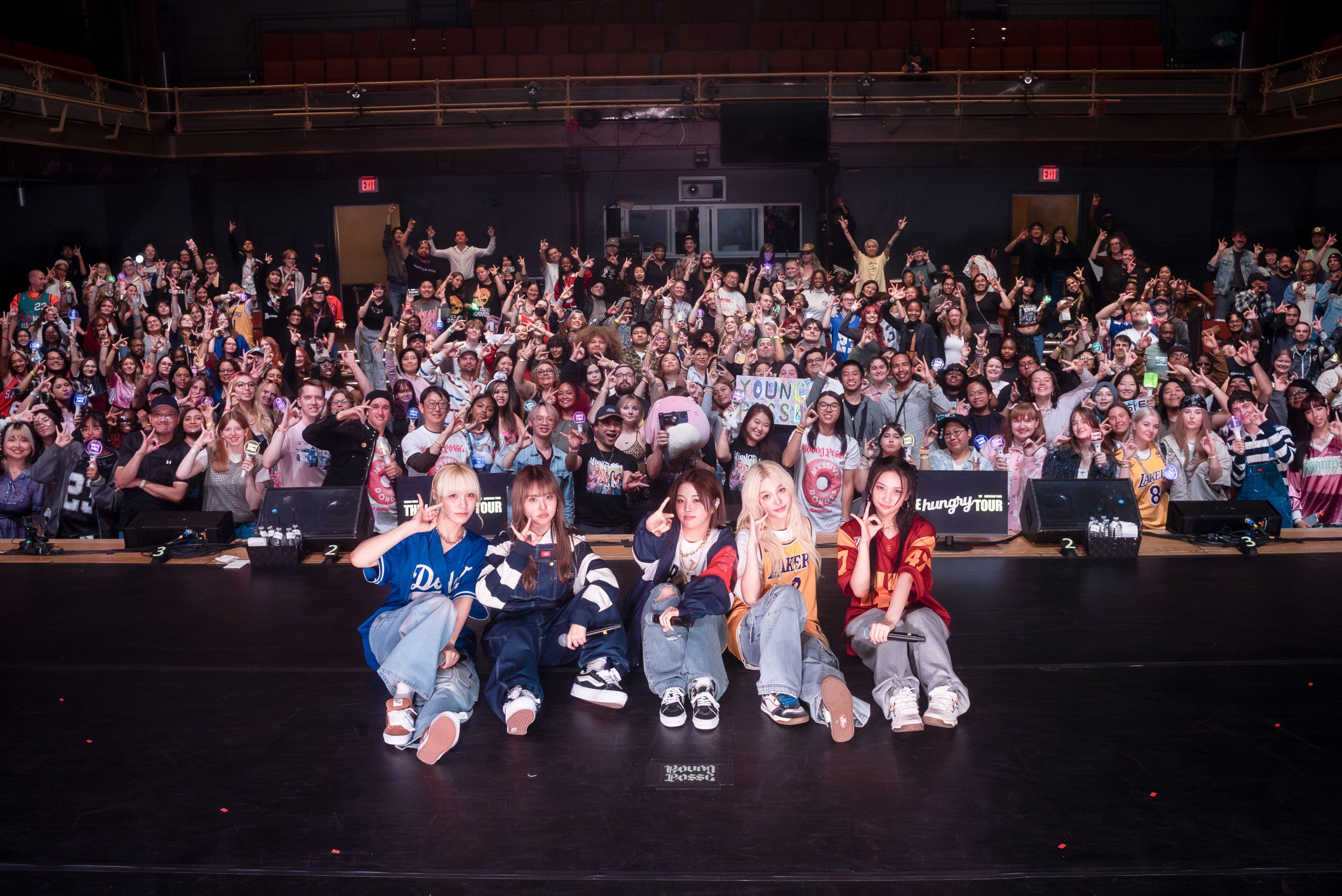 GaYTnc6aoAAAgj1?format=jpg&name=4096x4096