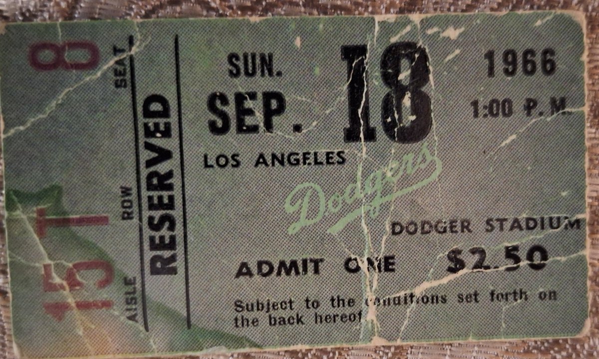 ArPreciad's tweet photo. #BeisbolxFox @JosePabloCoello este boleto del #dodgerstadium del domingo 18 de septiembre de 1966. Quien fue el picher de #Dodgers ? https://t.co/p8nFMcx0es