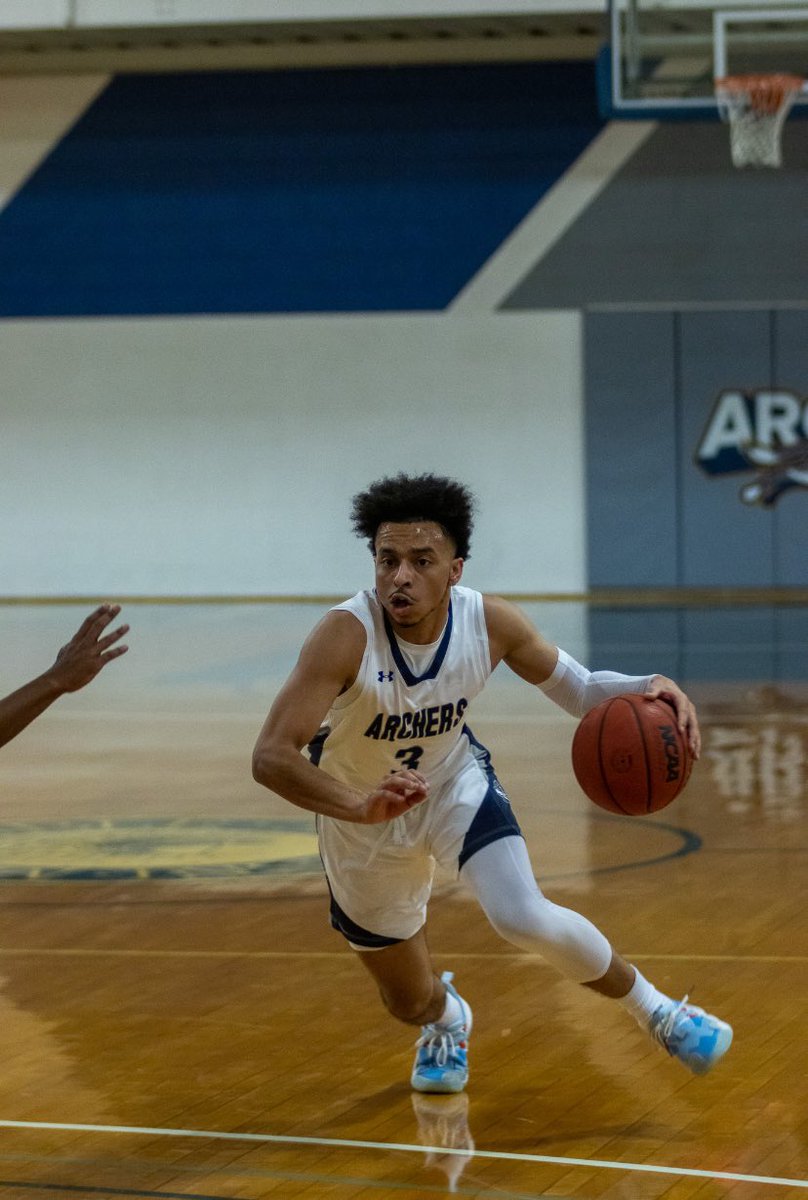 After a great phone call with coach Jordan I’m blessed to receive a full scholarship to the university of moody bible institute go archers!
<a href="/coachBraines11/">Brandon Raines✞</a> <a href="/CoachBR_PRO/">Brandon Raines</a>
<a href="/HSAABasketball/">HSAA Boys Basketball</a>