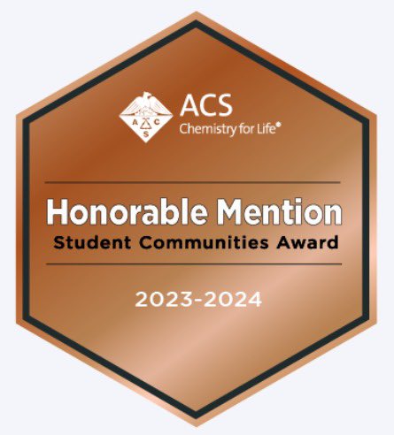 Es un honor compartirles que recibimos  el Student Communities Award 2023-2024 de la American Chemical Society <a href="/AmerChemSociety/">American Chemical Society</a> como Mención Honorífica por la dedicación del Student Chapter en las actividades realizadas en la gestión 2023-2024, dirigida por @chavelicass