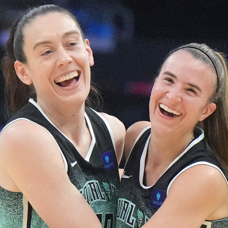TheHoopCentral's tweet photo. BREAKING: THE NEW YORK LIBERTY WIN THE WNBA FINALS. 🔥🔥🔥 https://t.co/1Vfh2hcWmS
