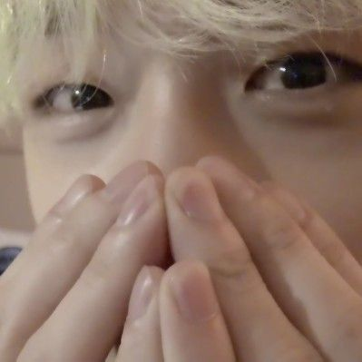 CB97memos's tweet photo. ⋆⭒˚.⋆ the most beautiful eyes  ⋆⭒˚｡⋆

#bangchan #chan #chris https://t.co/GRkah53ZSU