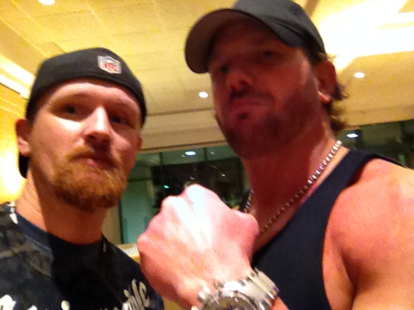steviebreech's tweet image. with the NEW CHAMP AJ STYLES - bit.ly/H6Q5DL  gtg.lu/16p8tR7 #GetGlue #AJStyles