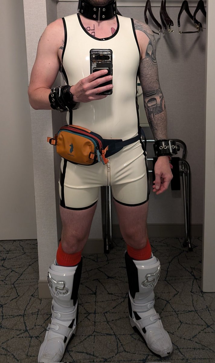 Locktober Day 22

Final fit for the weekend 😋

#locktober #chastity