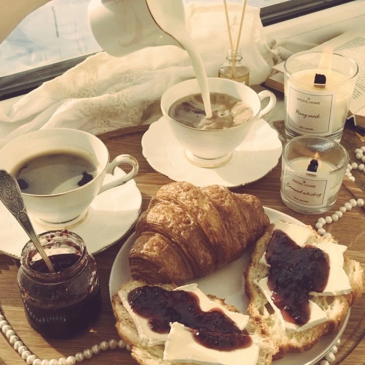 srnowflake's tweet image. I made you some breakfast, hope you like it lil bro.

@mxfiias