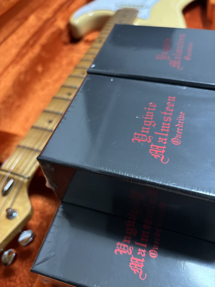 DODYJM308's tweet image. Yngwie Malmsteen MXR YJM308 #yngwiemalmsteen #yngwie #fender #mxr @OfficialYJM