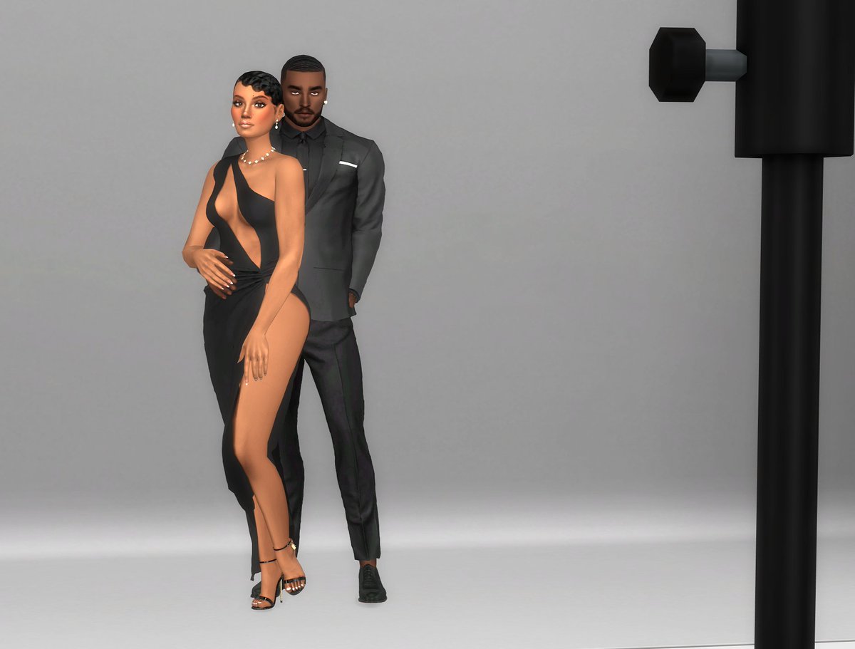 PalatialPixels's tweet image. Forbes interviewed K'aunte Rhodes on his success outside of the SBA.  Of course they had to include the woman "Next" to the man.
#Sims4 #Simself #TheSims4