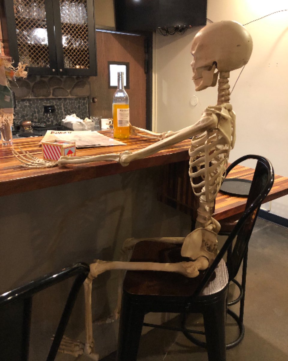 The service here is terrible 😂