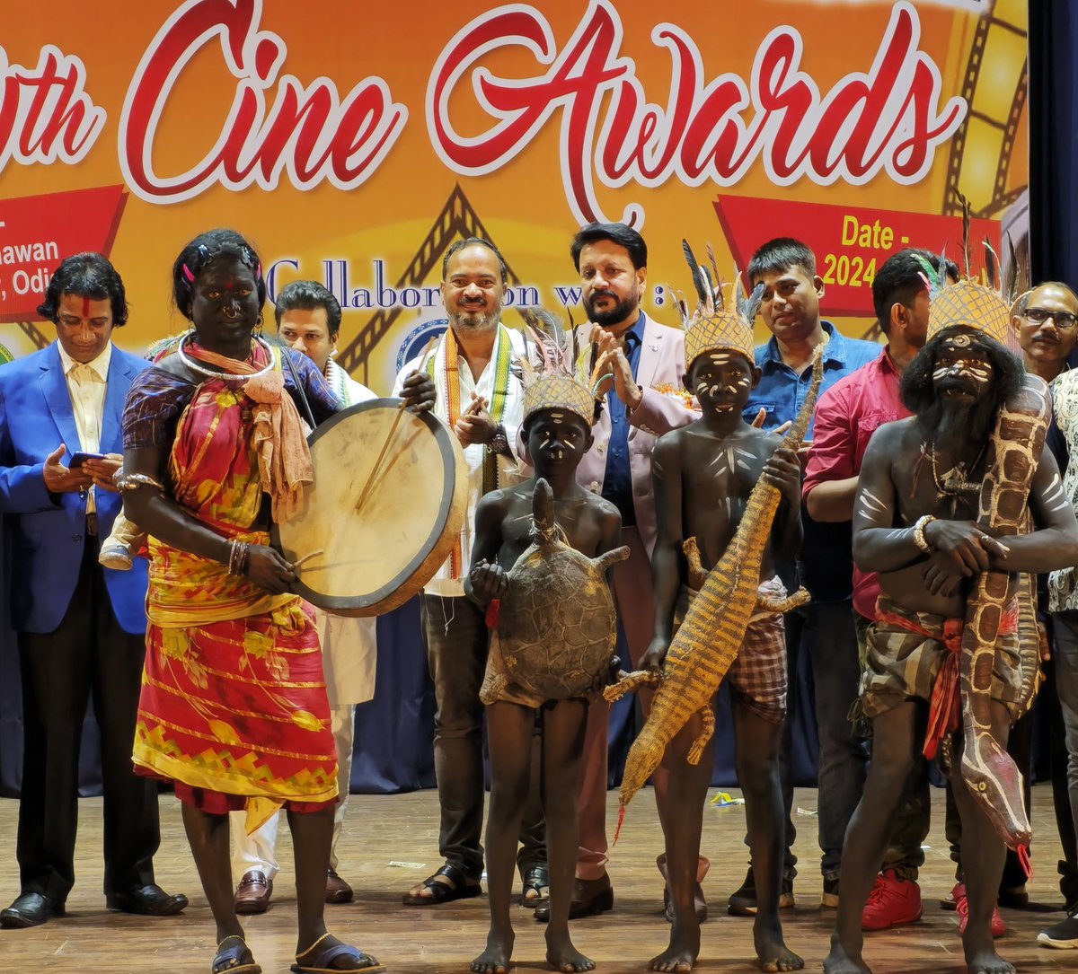 AICWAOfficial's tweet image. the Odisha Cine Workers Association, affiliated with the All Indian Cine Workers Association, organized an award ceremony to honor the workers, technicians, and artists of the Odisha film industry | During the event, there was an in-depth discussion about the Odisha film industry…