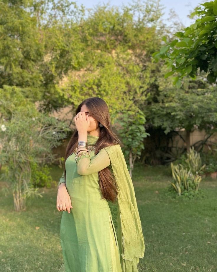 Assalamualaikum ✨️
Good Morning Everyone 🍁 

Today's forecast: sunshine with a 100% chance of happiness.